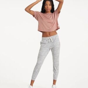 Vuori performance dreamknit women's jogger small long pale gray heather camo